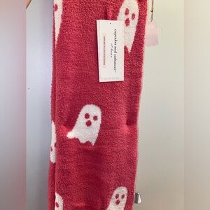 Ghost Blanket Pink Very Soft White Throw NWT Cupcakes Cashmere Halloween Boo